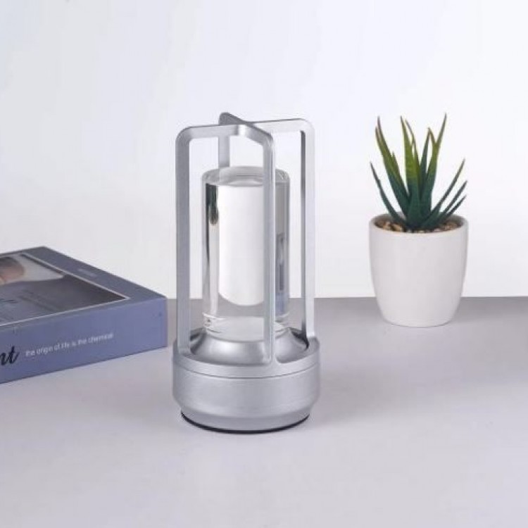 ŞARJ EDİLEBİLİR GÜMÜŞ RENK MASA LAMBASI