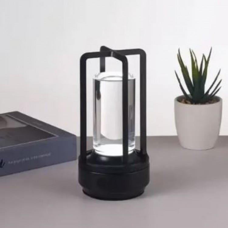 ŞARJ EDİLEBİLİR SİYAH RENK MASA LAMBASI