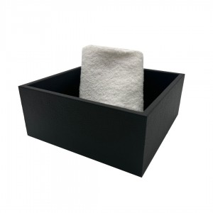 SİYAH SPRADLING DERİ HAVLULUK-DERİ KUTU  20x20x9cm