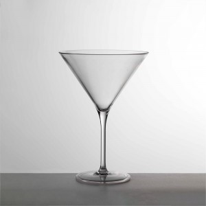 MARIO LUCA ŞEFFAF MARTINI BARDAĞI MARIO LUCA ŞEFFAF MARTINI BARDAĞI