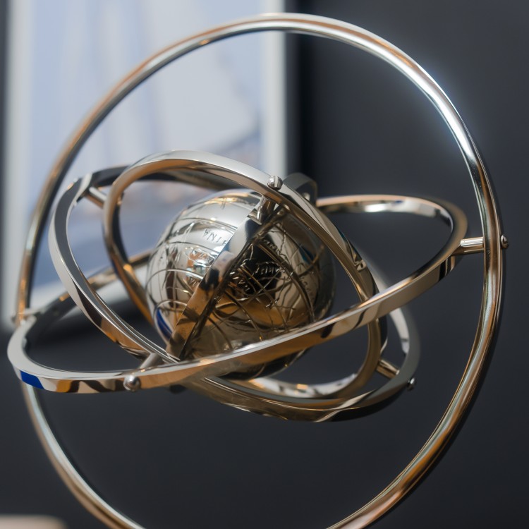 ARMILLARY KÜRE